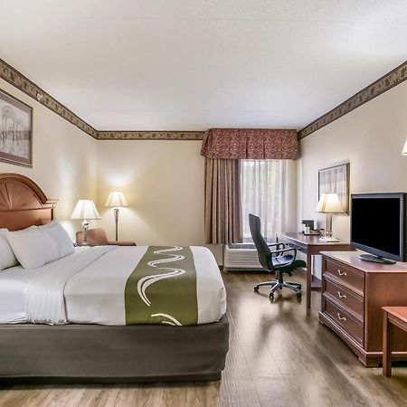 Quality Inn & Suites Bel Air I-95 Exit 77A Екстер'єр фото