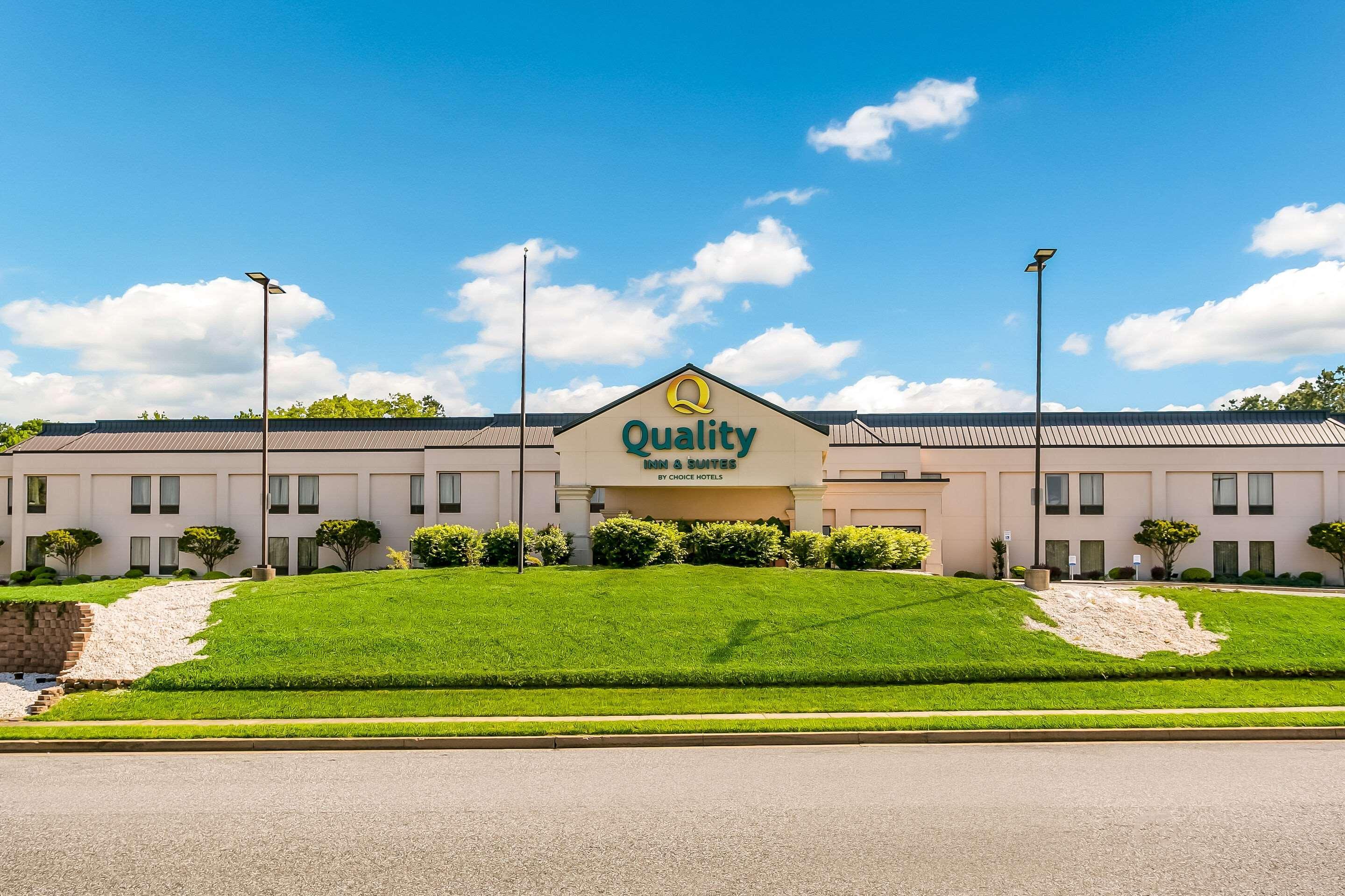 Quality Inn & Suites Bel Air I-95 Exit 77A Екстер'єр фото