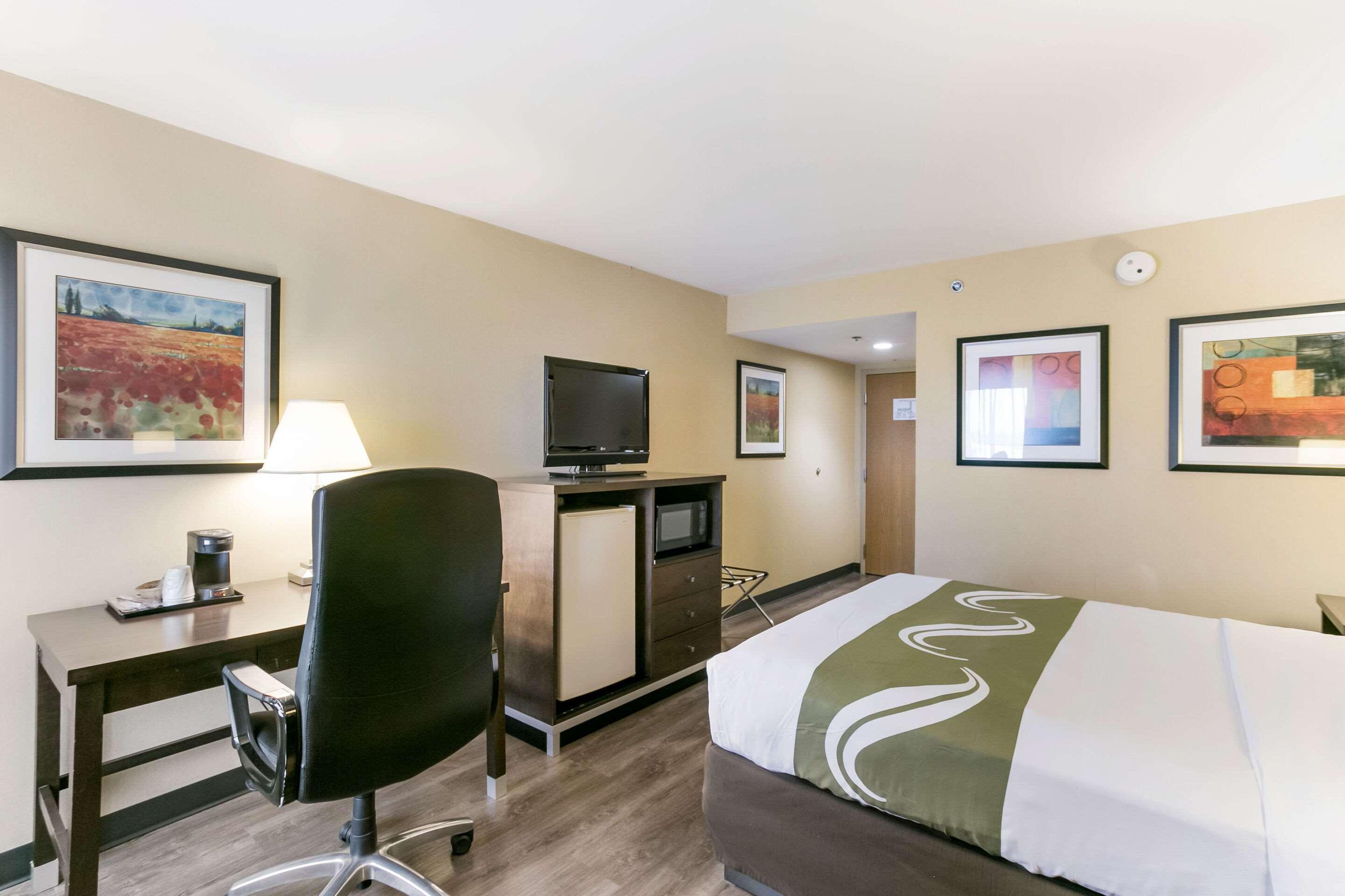 Quality Inn & Suites Bel Air I-95 Exit 77A Екстер'єр фото