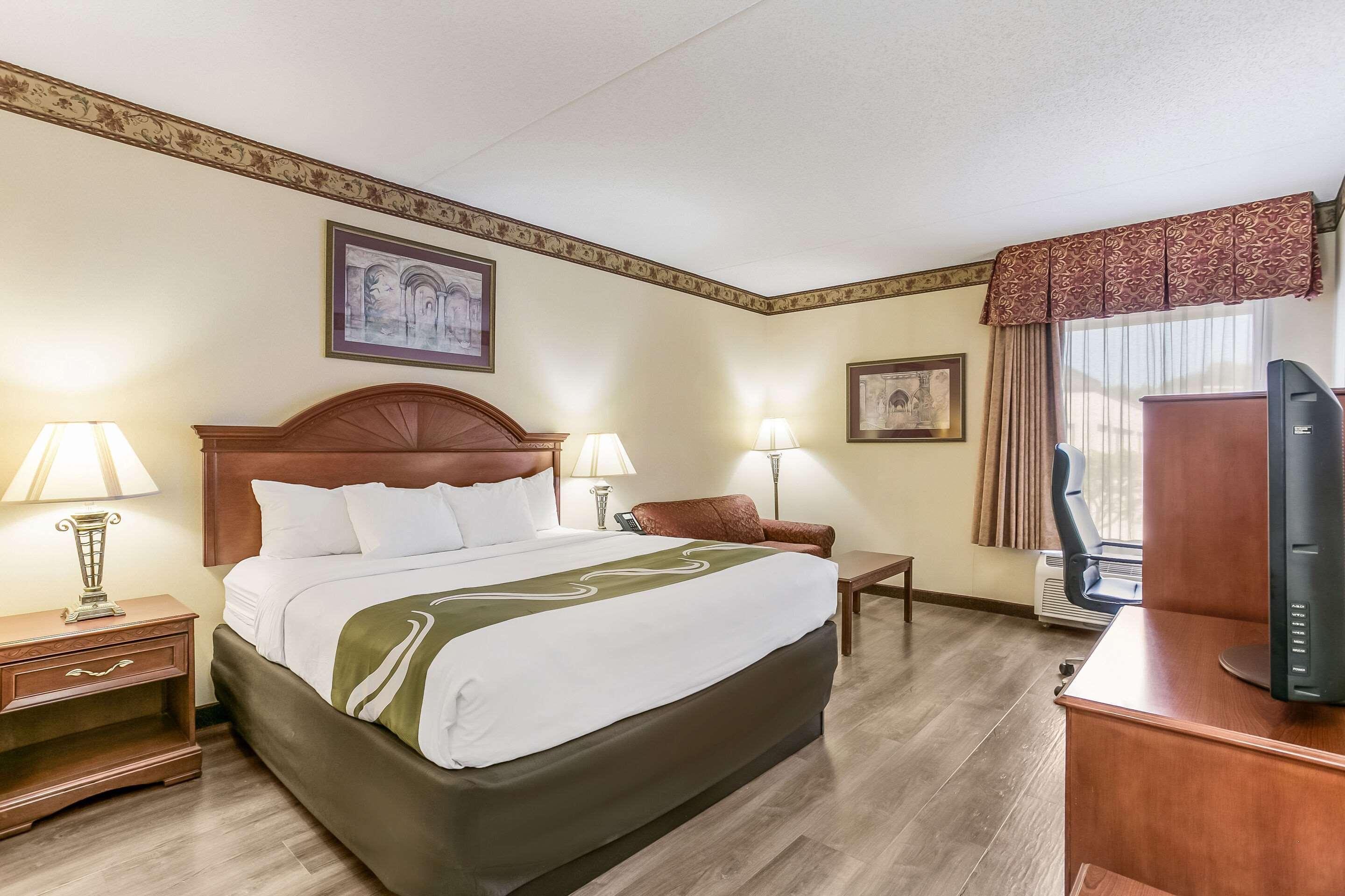 Quality Inn & Suites Bel Air I-95 Exit 77A Екстер'єр фото