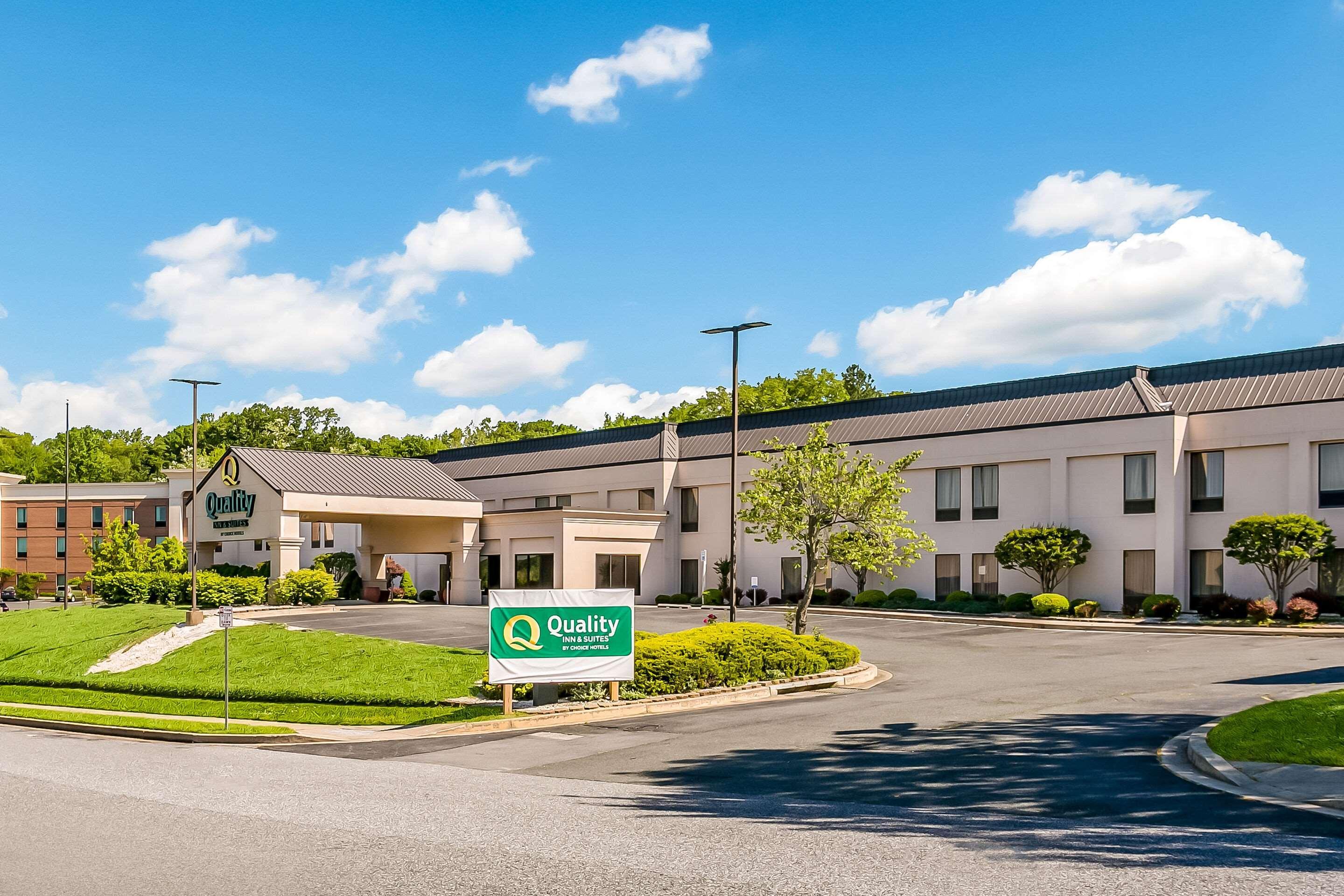 Quality Inn & Suites Bel Air I-95 Exit 77A Екстер'єр фото