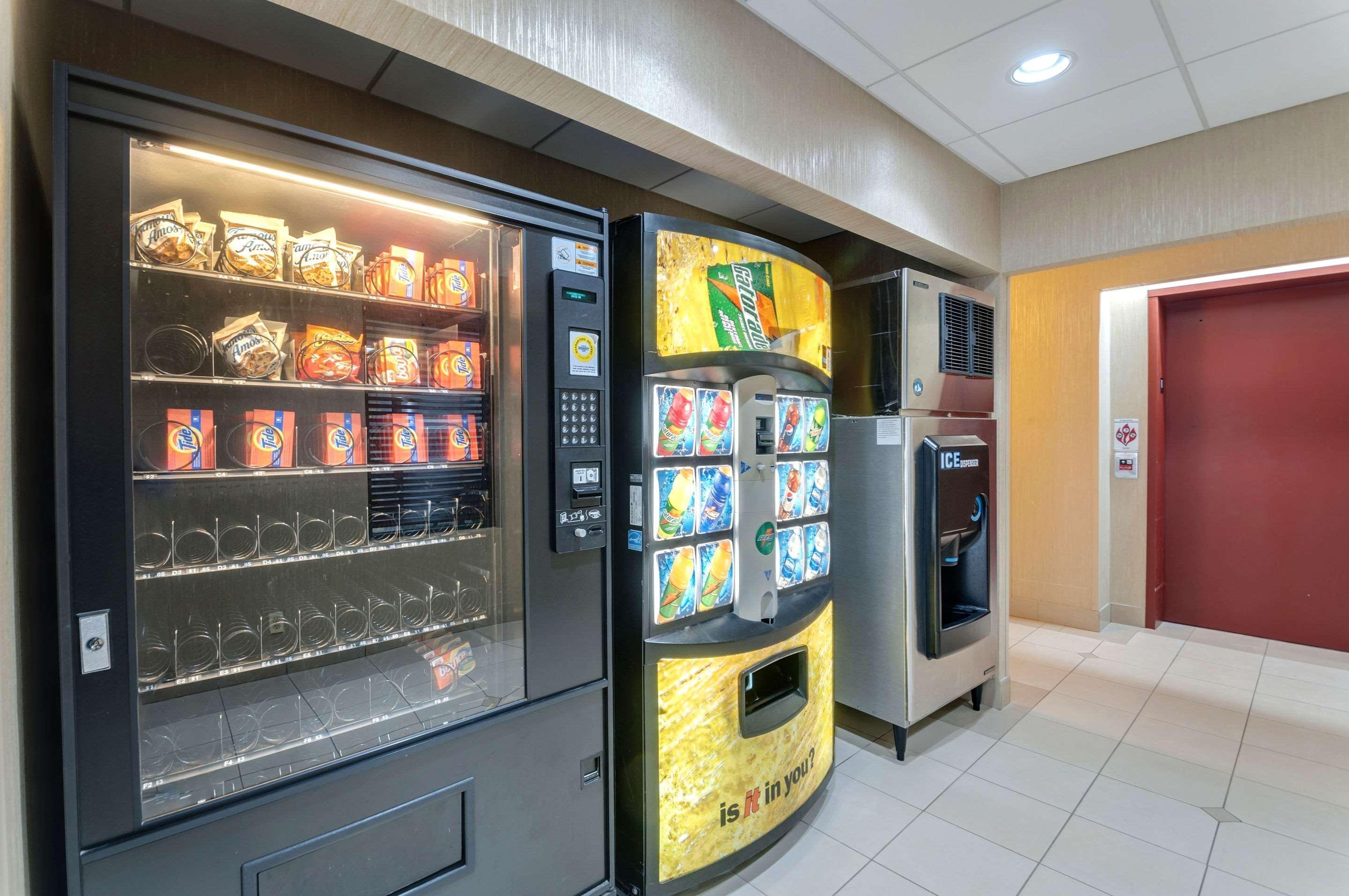 Quality Inn & Suites Bel Air I-95 Exit 77A Екстер'єр фото