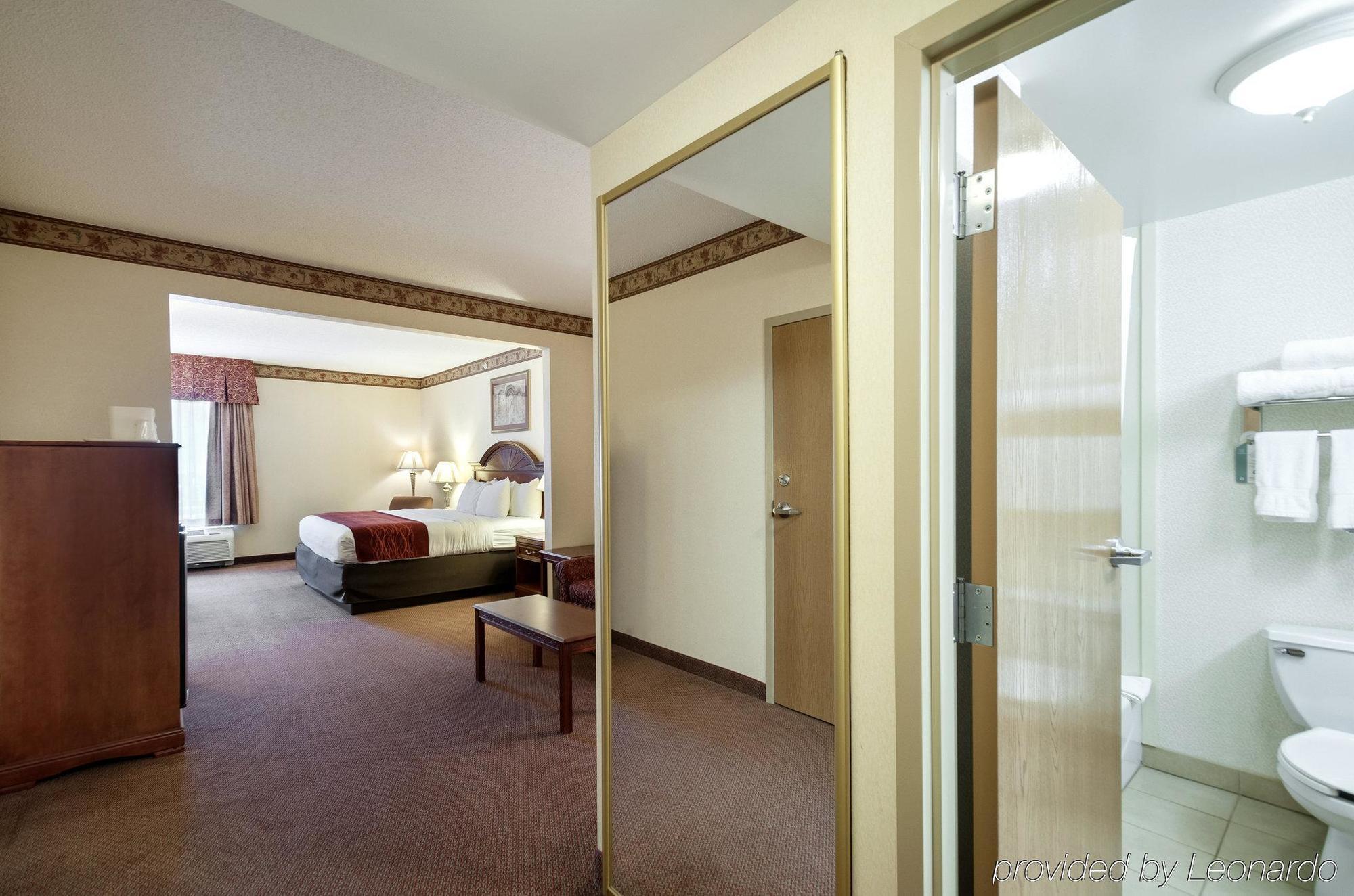 Quality Inn & Suites Bel Air I-95 Exit 77A Екстер'єр фото