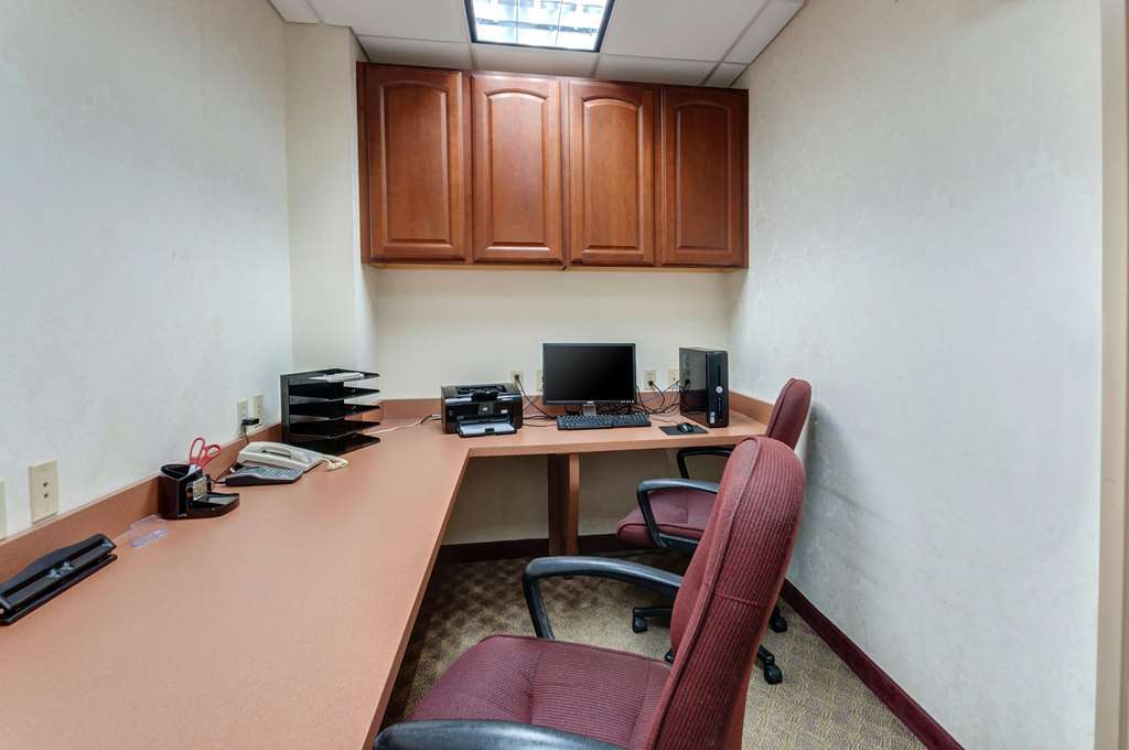 Quality Inn & Suites Bel Air I-95 Exit 77A Зручності фото
